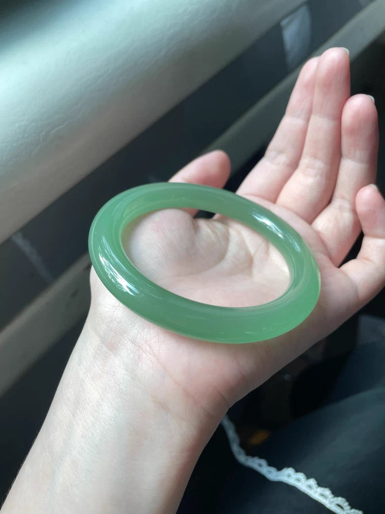 The "Verdant Mist" Icy Green Jade Bangle (60mm)